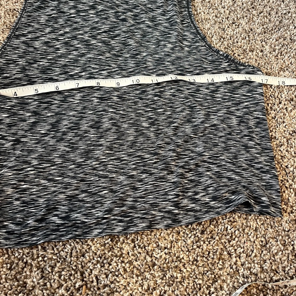 Lululemon Womens 8 Cinch Me Up Tank Spaced Out Space Dye Black/White Crop Active - Picture 6 of 11